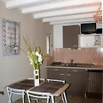 Ile De Beaute Tatil Evi