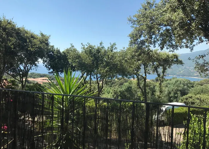 Ile De Beaute Vakantiehuis