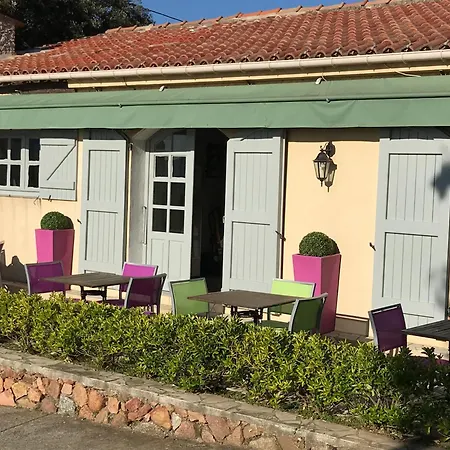 Ile De Beaute Holiday home