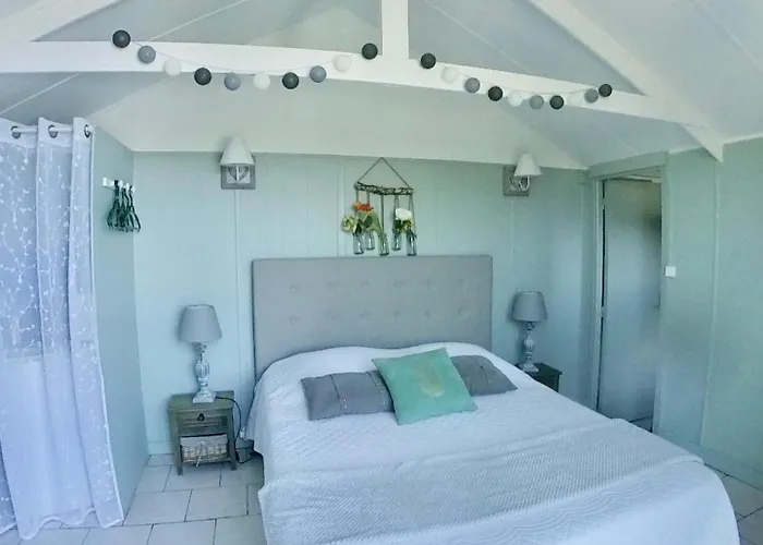 Дом отдыха Ile De Beaute *