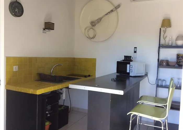 Résidence île De Beauté Hébergement de vacances *