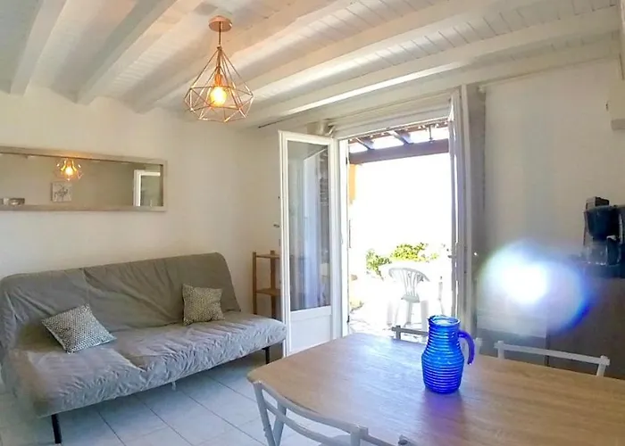Дом отдыха Ile De Beaute Проприано