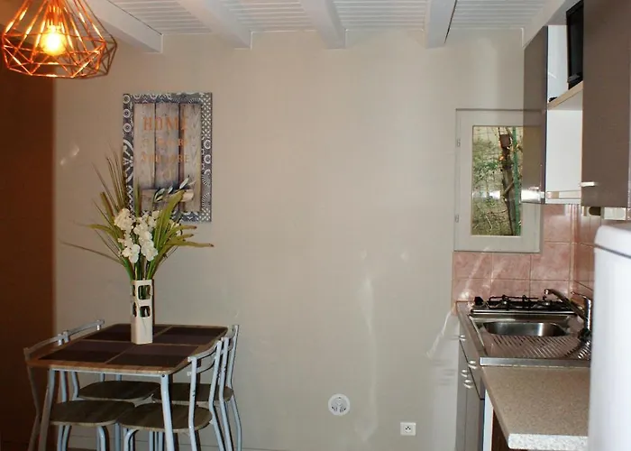 Résidence île De Beauté Hébergement de vacances *